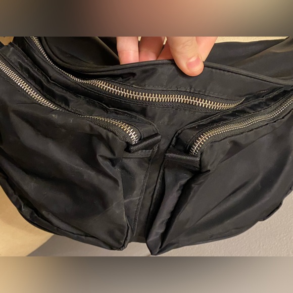 SANDRO OVERSIZED BELT BAG IN BLACK - Picture 6 of 15